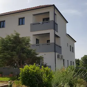 Artemis Apartament