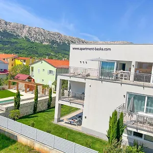 Baska, Exklusive Mit Poolarea In Baska, Krk - Kroatien Apartament