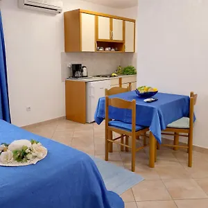 https://house-maric.in-istria.net