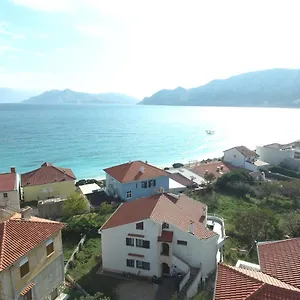 Irena Apartman